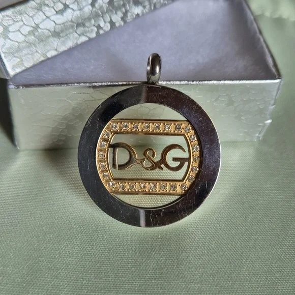 Pendant - Picture 3 of 3